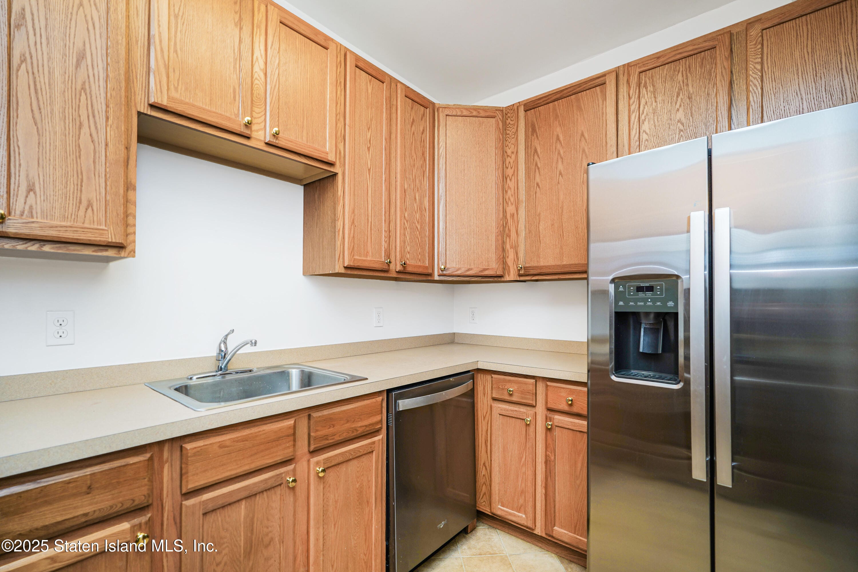 108 Picadilly Drive 108 Building #4, Morganville, NJ, 07751 image 11