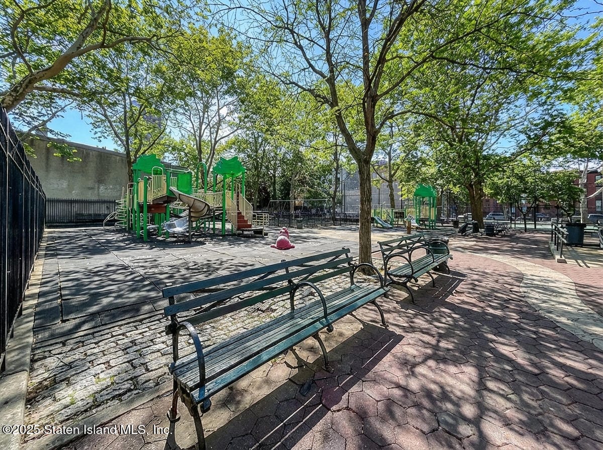 124 Hall Street, Brooklyn, NY, 11205 image 29