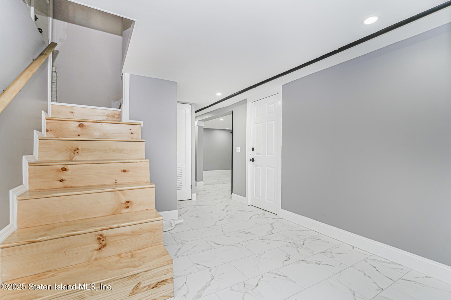 53 Egbert Place, Staten Island, NY, 10305 image 25