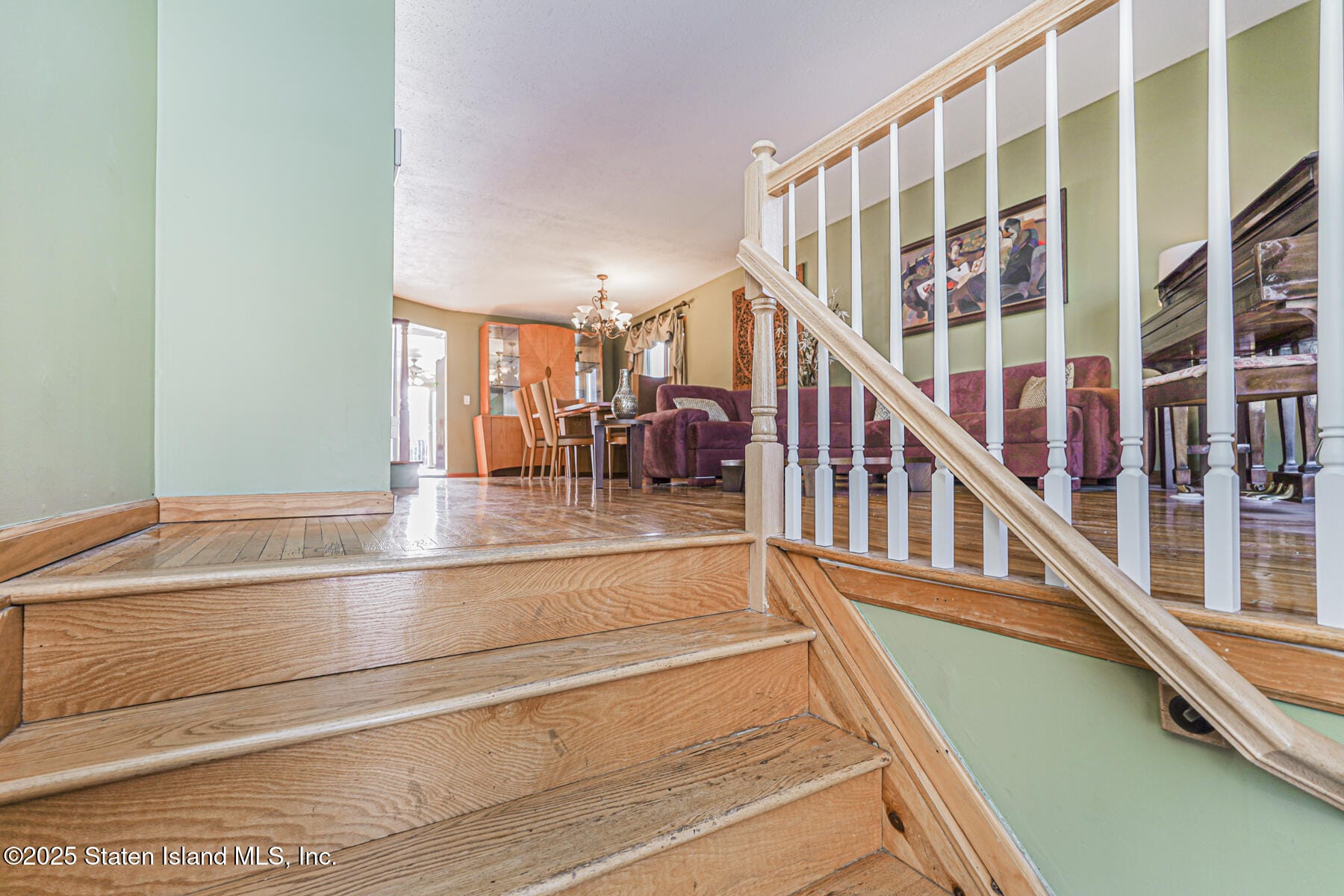 362 Adams Avenue Image 3