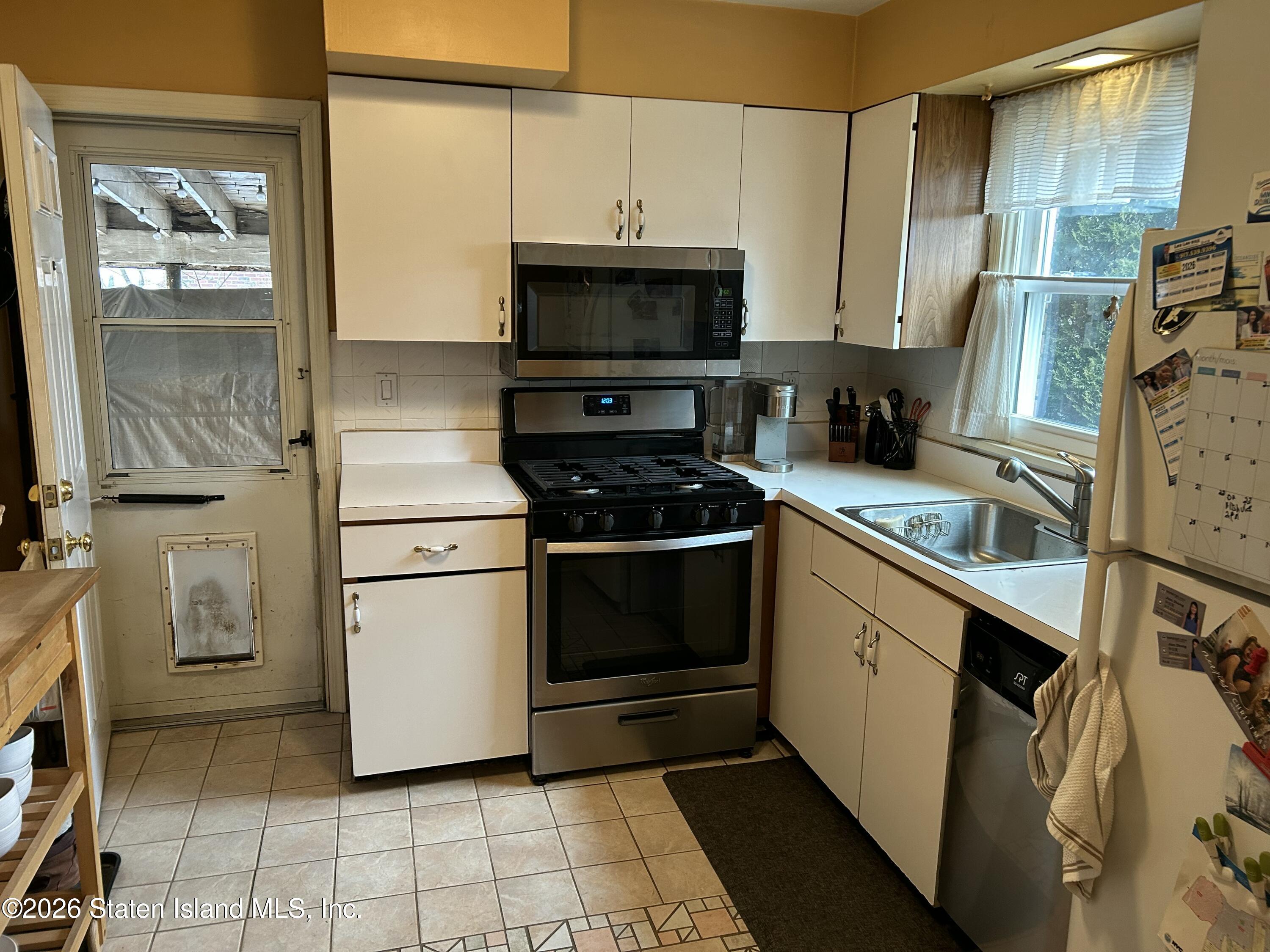 735 North Burgher Avenue, Staten Island, NY, 10310 image 19