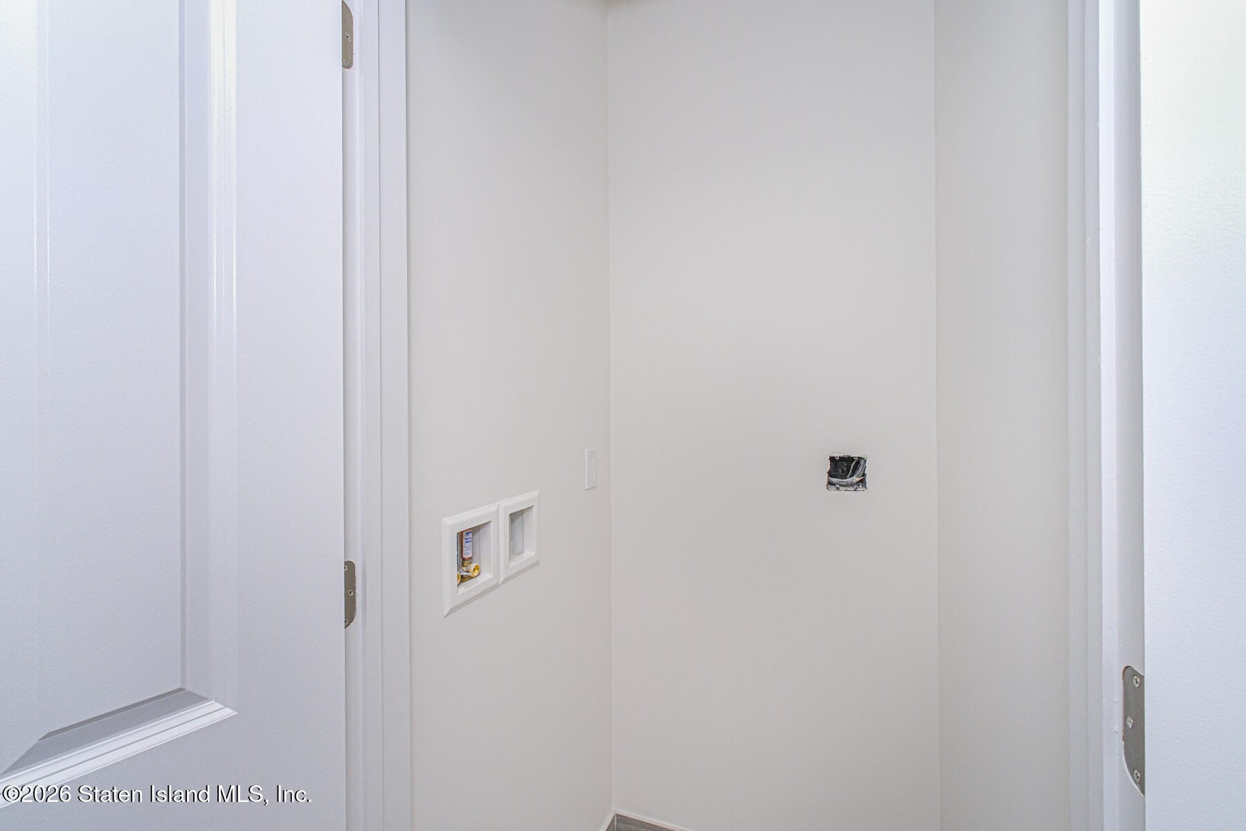 16 Church Avenue, Staten Island, NY, 10314 image 11