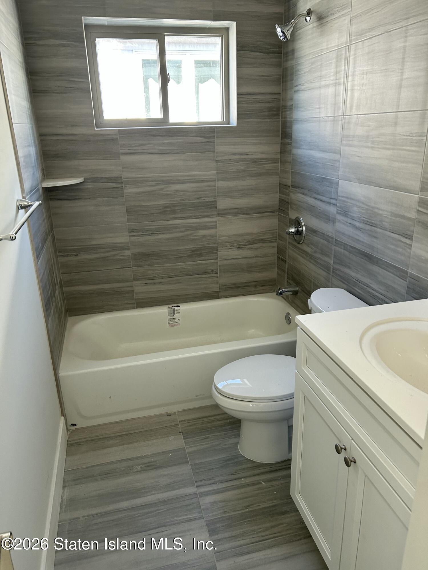 465 Stewart Avenue, Staten Island, NY, 10314 image 12