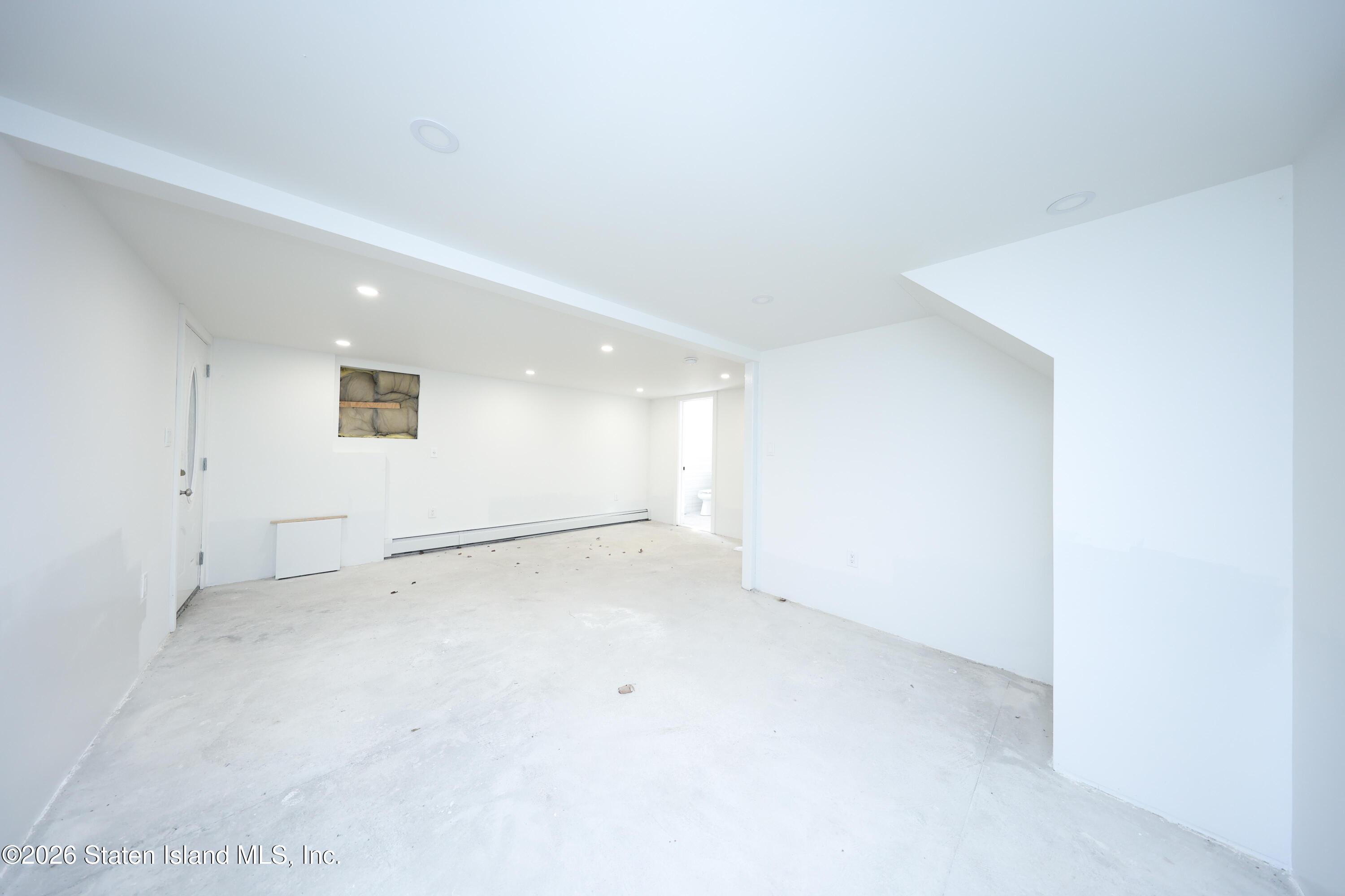 73 Irving Place, Staten Island, NY, 10304 image 16