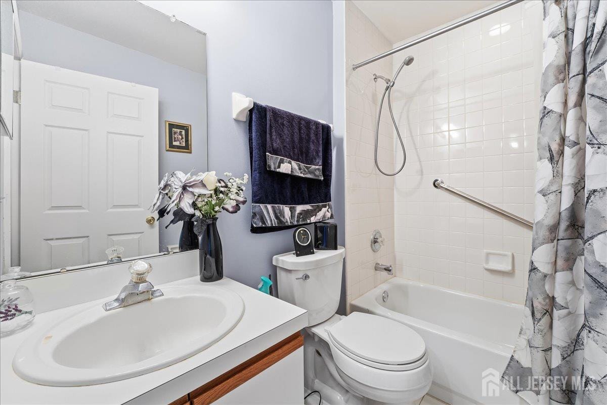 11 Letts Court, Sayreville, NJ, 08872 image 16