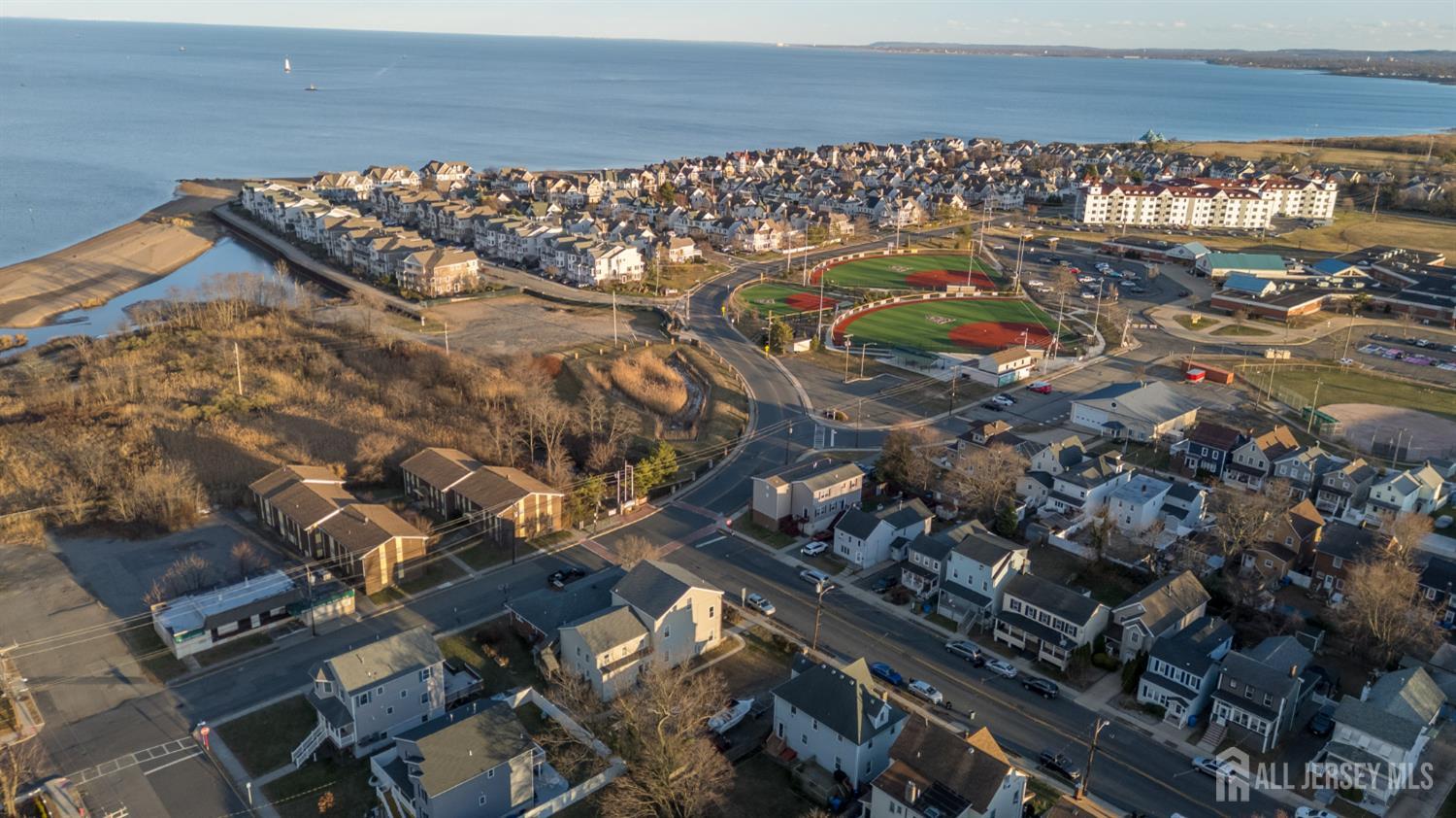 122 S Rosewell Avenue, South Amboy, NJ, 08879 image 41