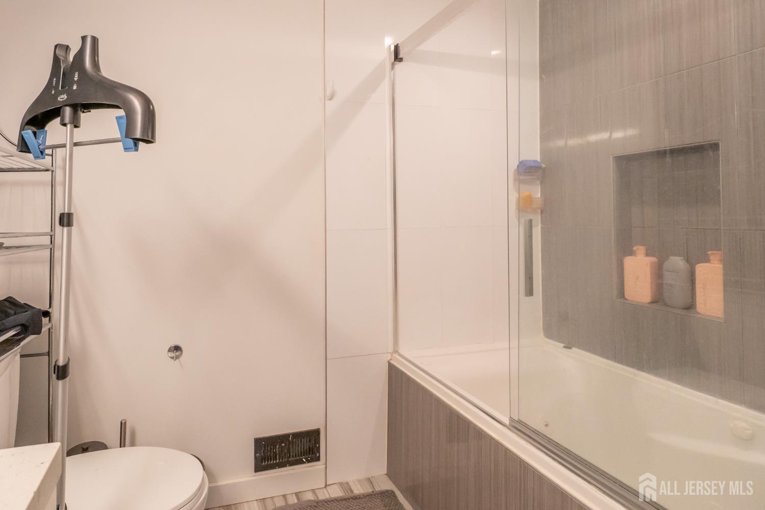 23 Borelle Square, Sayreville, NJ, 08859 image 16