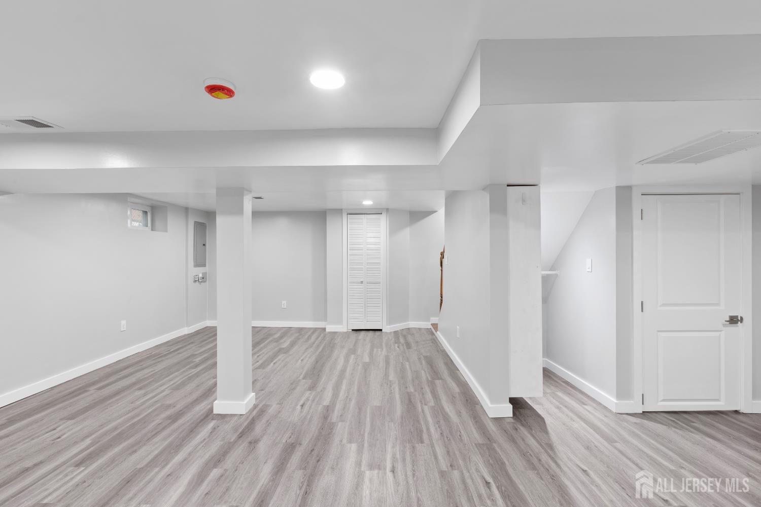 33 McAuliffe Drive, North Brunswick, NJ, 08902 image 25