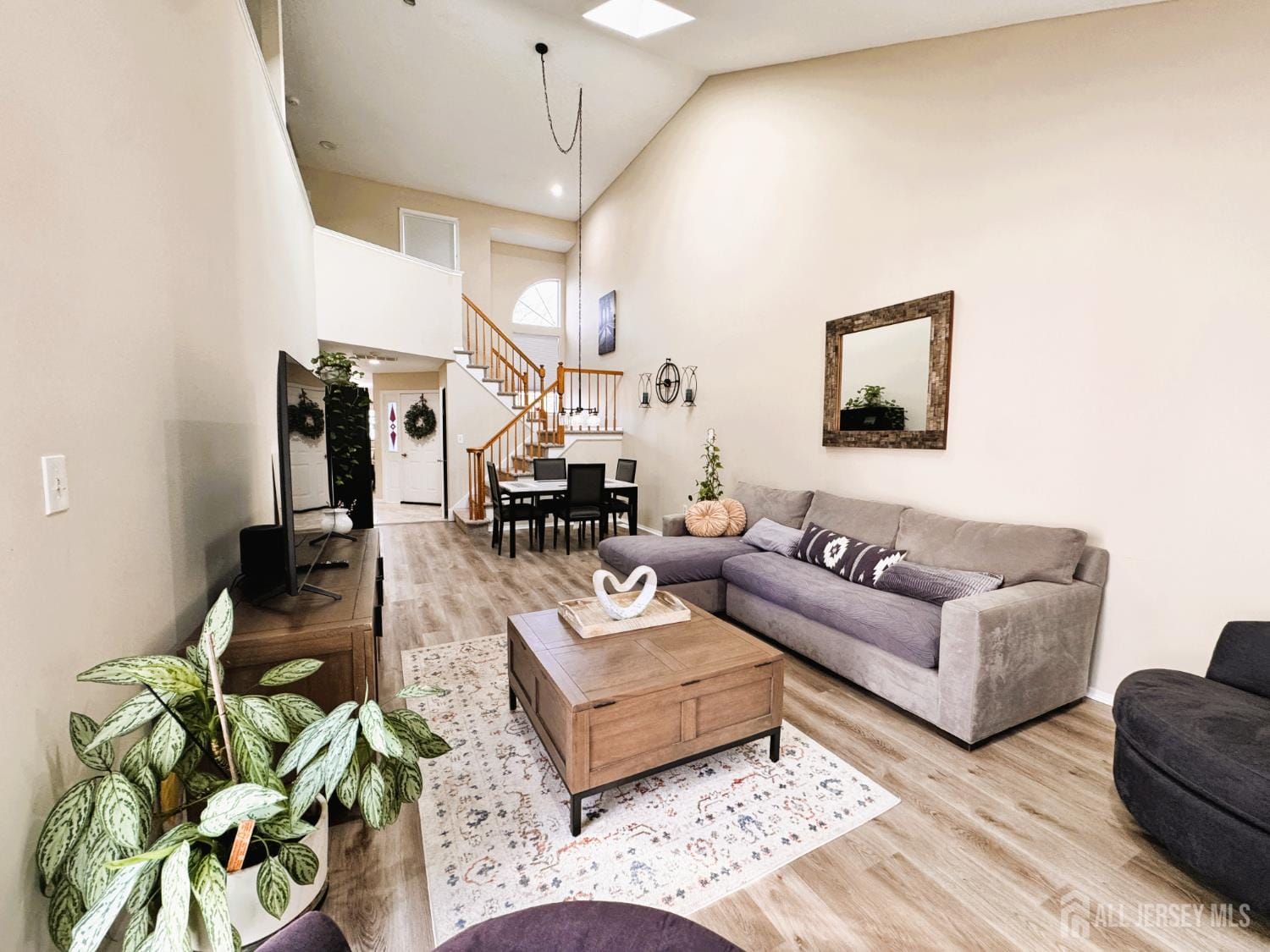 4-C Rutherford Hayes Drive Image 5