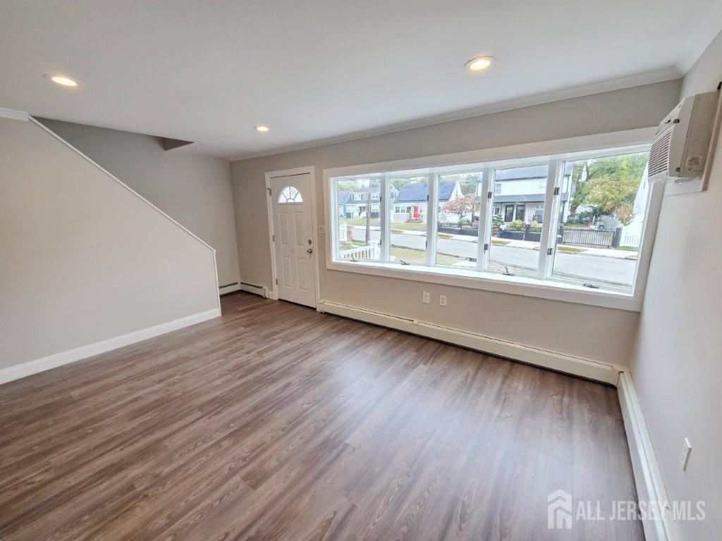 533 S Park Drive Image 5