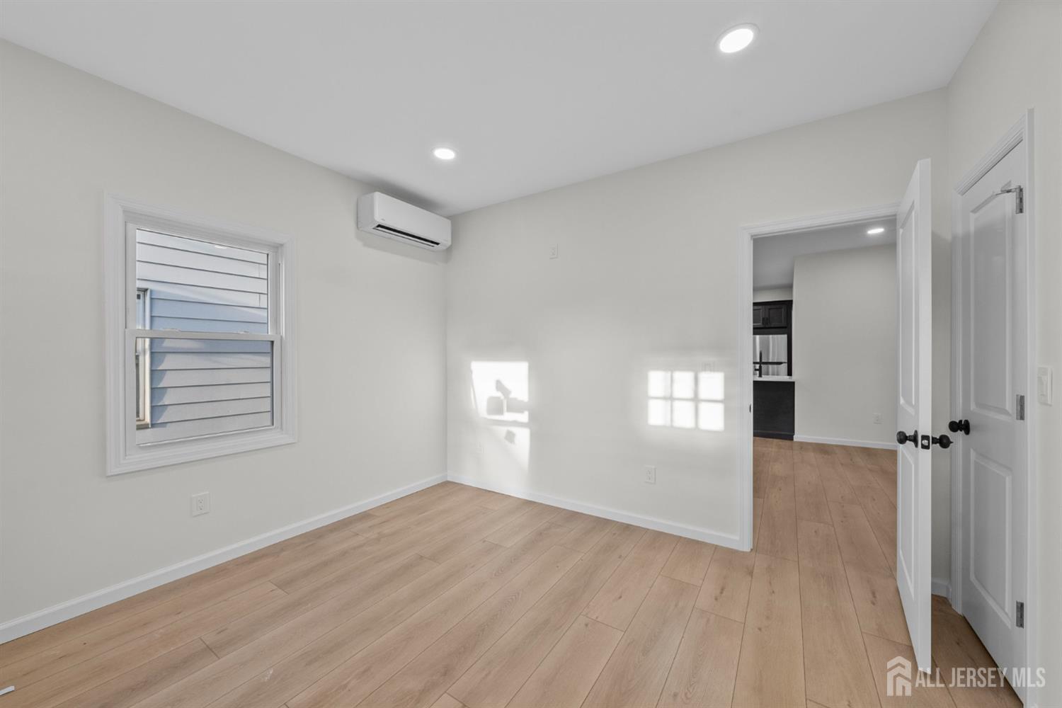 33 Obert Street, South River, NJ, 08882 image 16