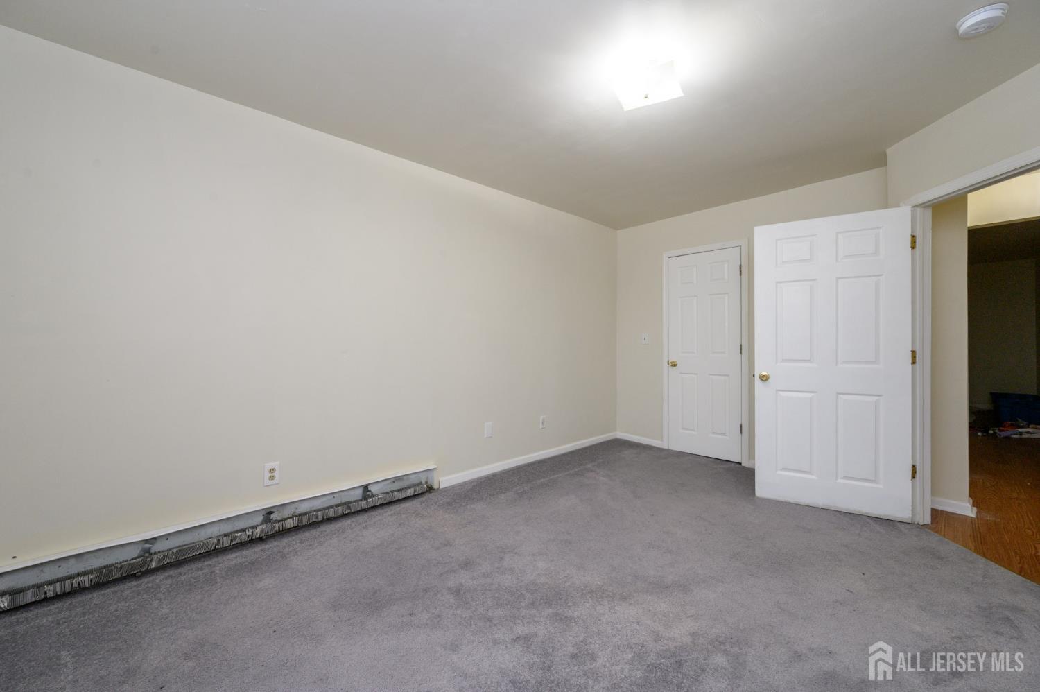 122 S Rosewell Avenue, South Amboy, NJ, 08879 image 11