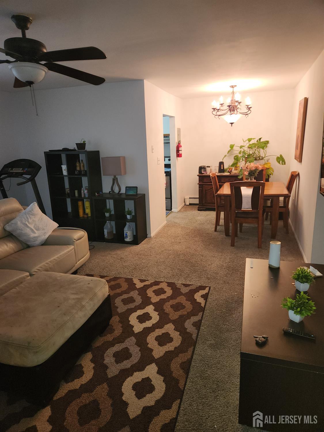 289 Main Street 10F Image 2