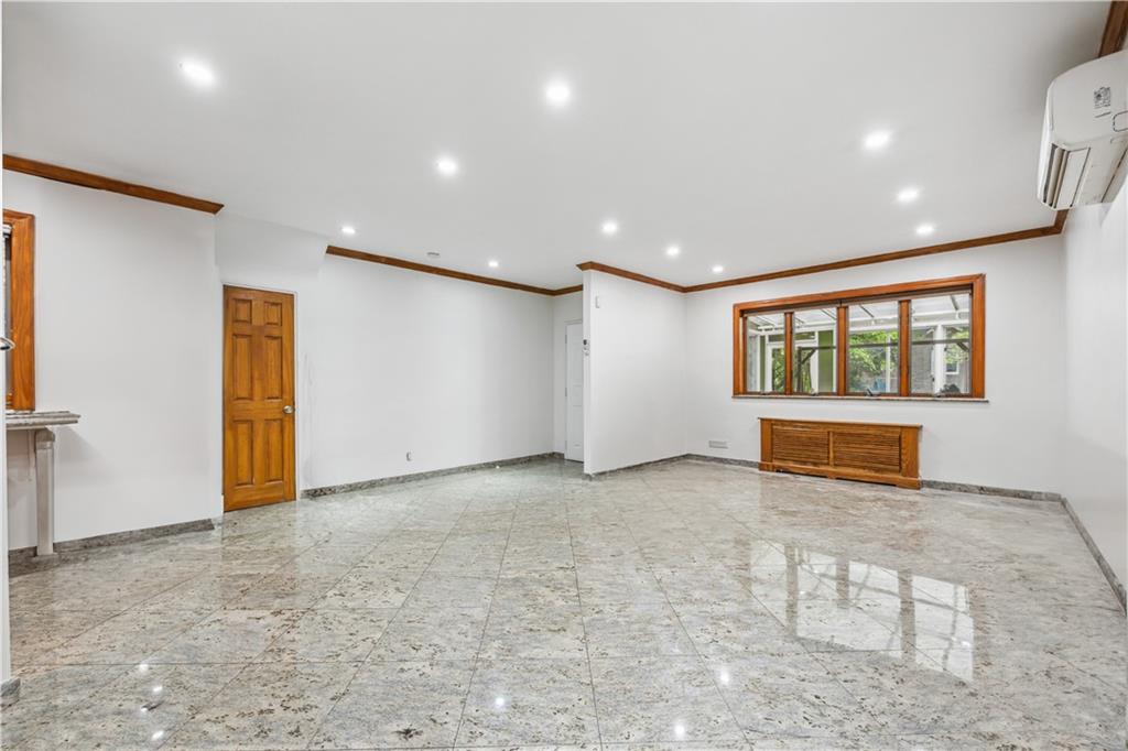 2908 Avenue X Image 5