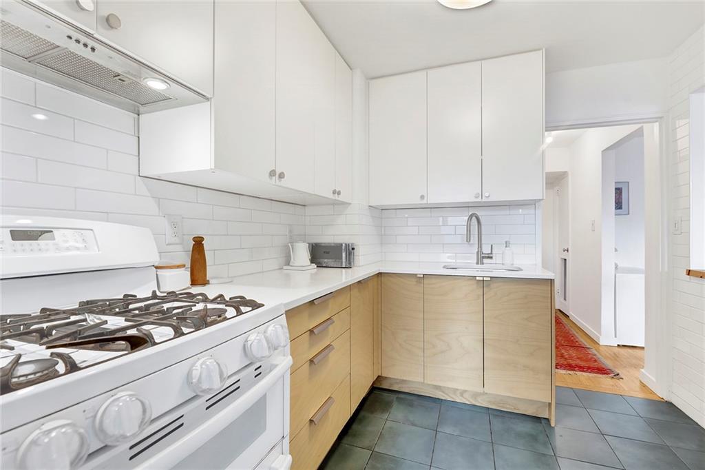 400 East 17th Street 709, Brooklyn, New York, 11226 image 12