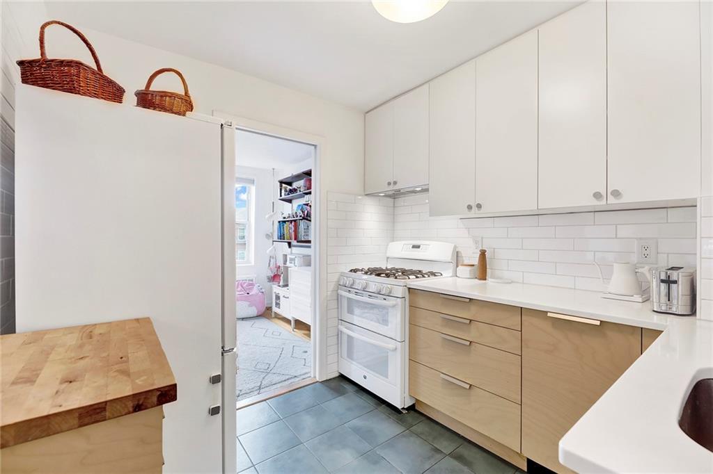 400 East 17th Street 709, Brooklyn, New York, 11226 image 13