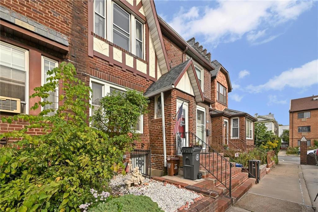 6806 Madeline Court Image 3