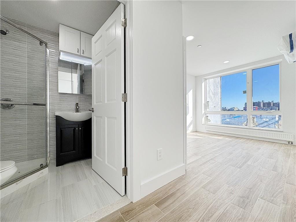 2819 West 17th Street 4B Image 4