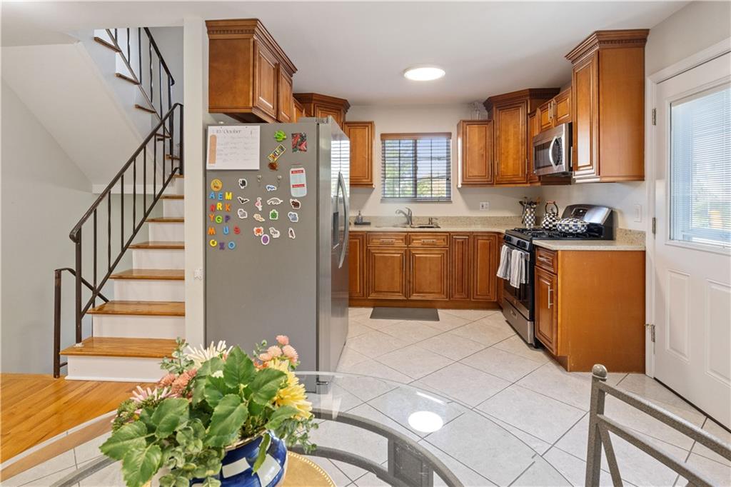 40 Rockwell Avenue, Staten  Island, New York, 10305 image 7