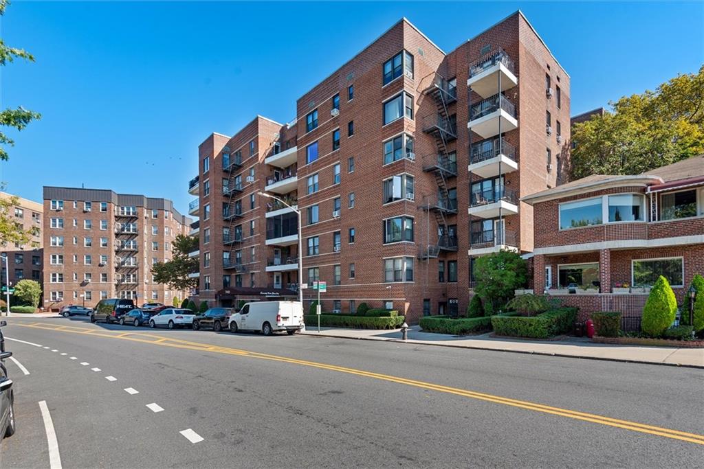 7401 Shore Road 1E Image 1