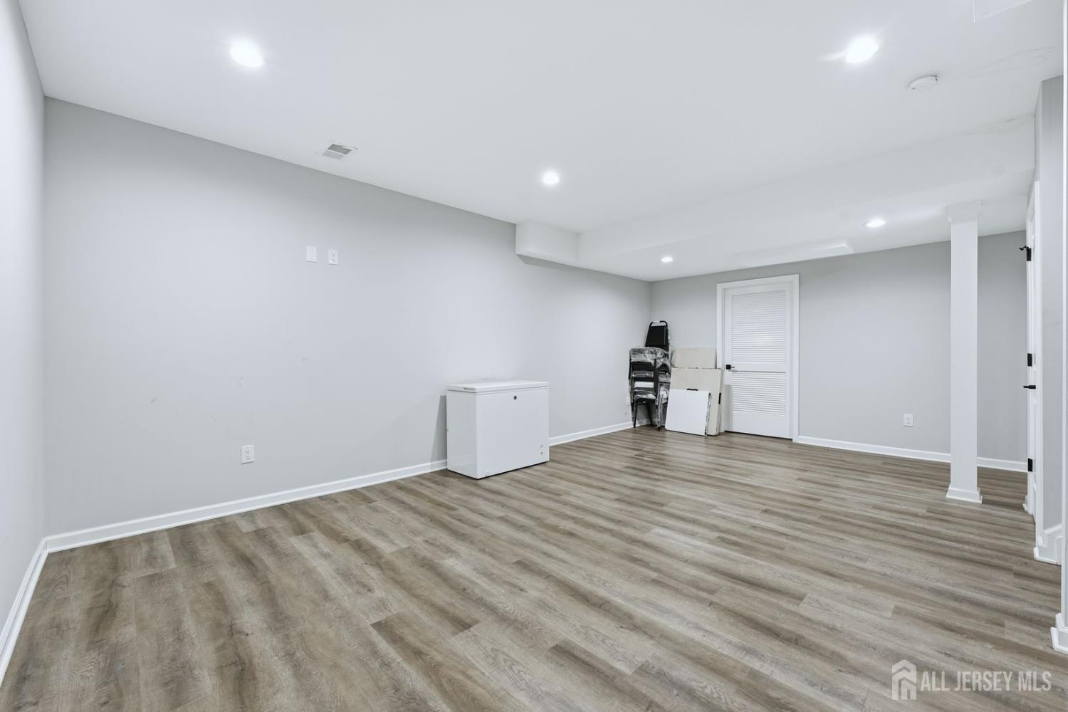 15 Rector Avenue, Woodbridge Proper, NJ, 07095 image 33