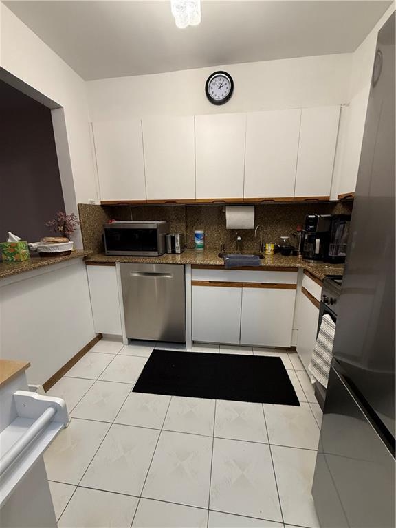 1237 Avenue Z 3S Image 4