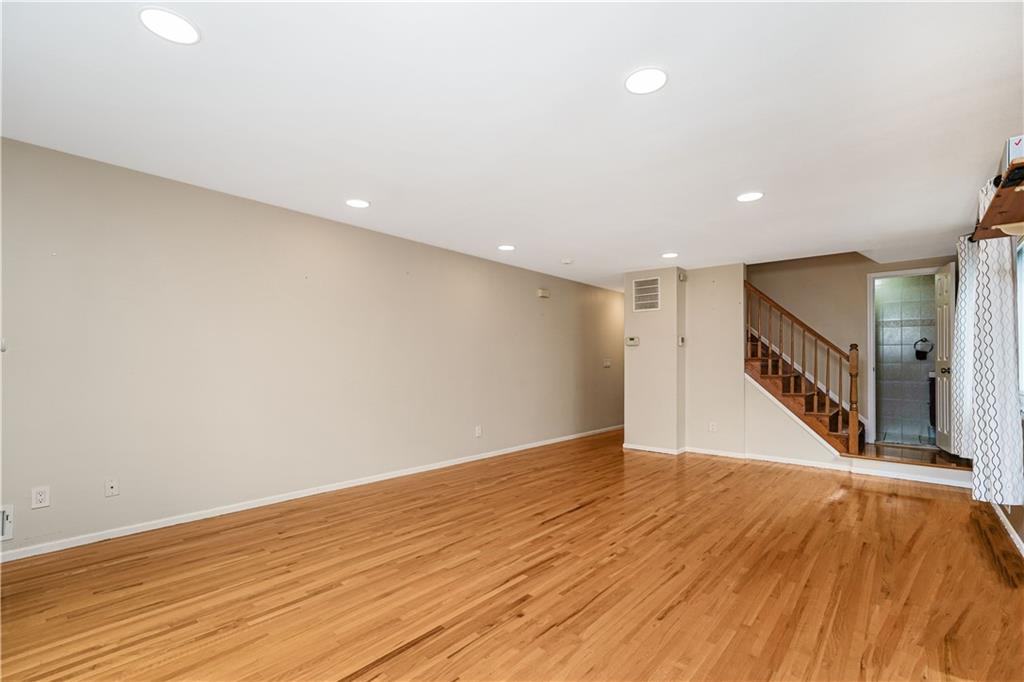 111 Elmbank Street, Staten  Island, New York, 10312 image 8