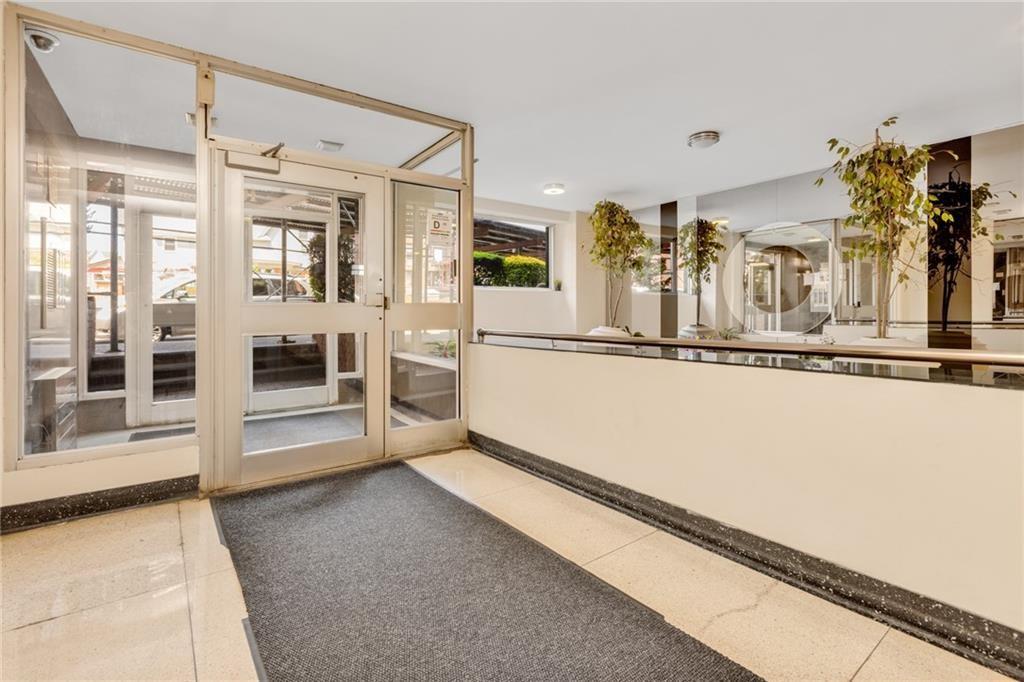 1075 Sheepshead Bay Road 2S Image 3