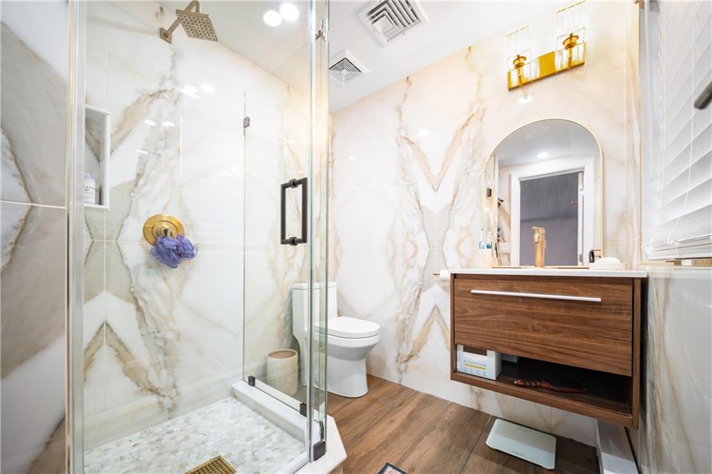 393 St Andrews Road, Staten  Island, New York, 10306 image 26