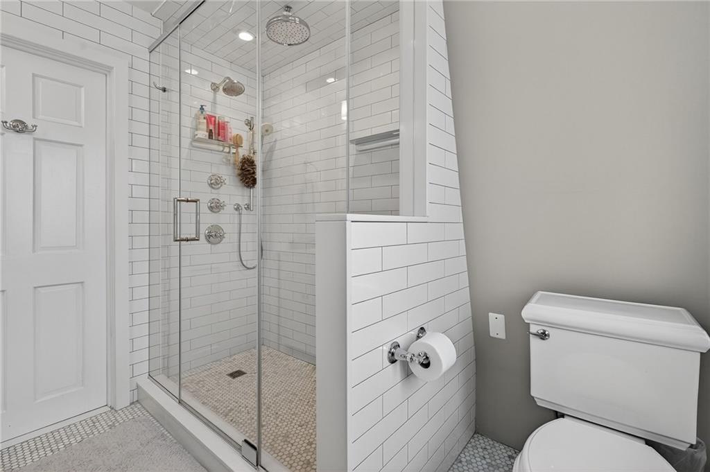 8015 Ridge Boulevard, Brooklyn, New York, 11209 image 22