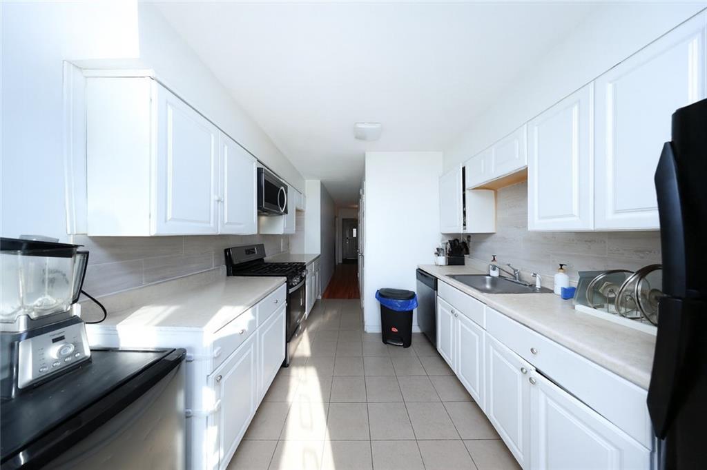 2202 Burnett Street, Brooklyn, New York, 11229 image 16