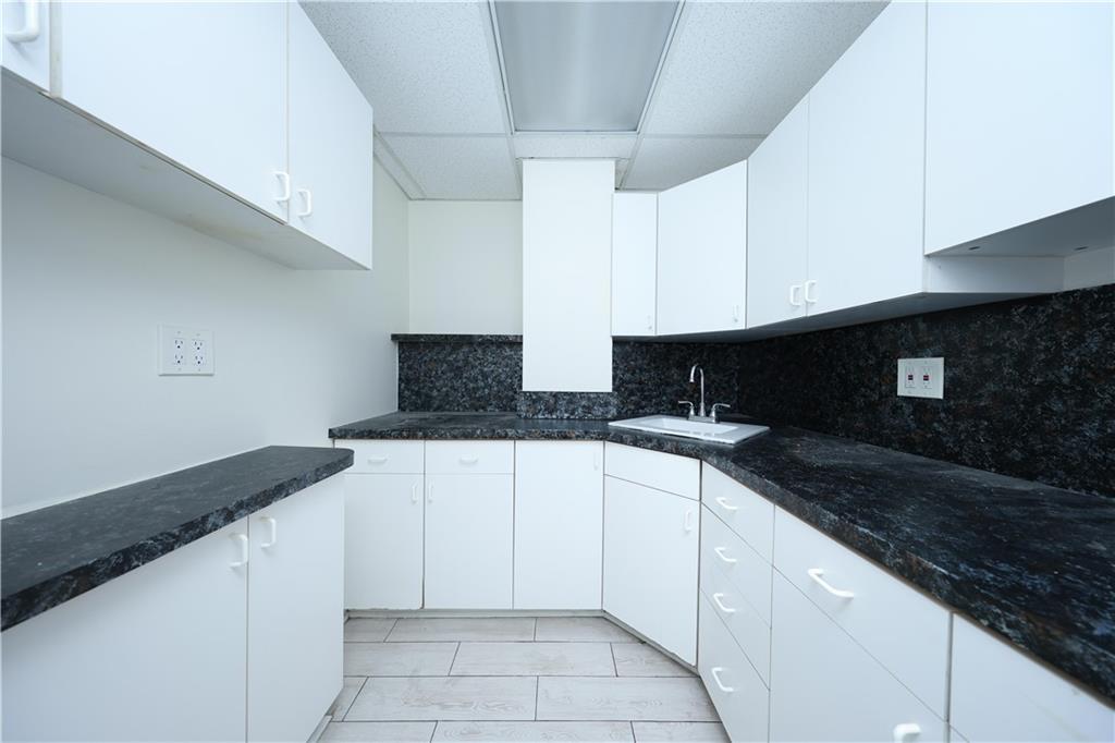 2202 Burnett Street, Brooklyn, New York, 11229 image 28