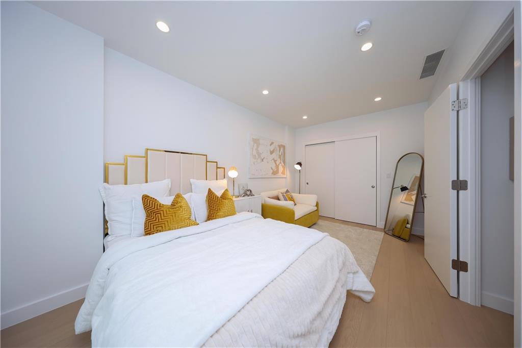 150-02 Northern Boulevard 6H, Flushing, New York, 11354 image 16