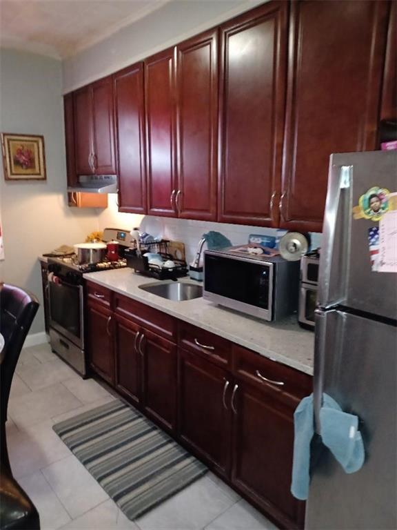 1880 West 6th Street Image 4