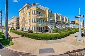 183 Beach 100th Street 6B, Rockaway Park, New York, 11694