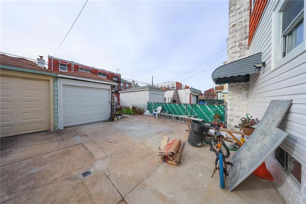 1632 West 4th Street Image 5