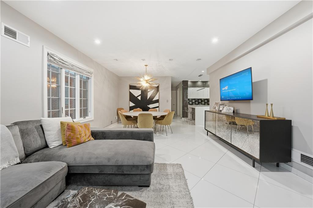 2115 Quentin Road Image 3