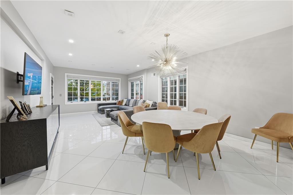 2115 Quentin Road Image 4