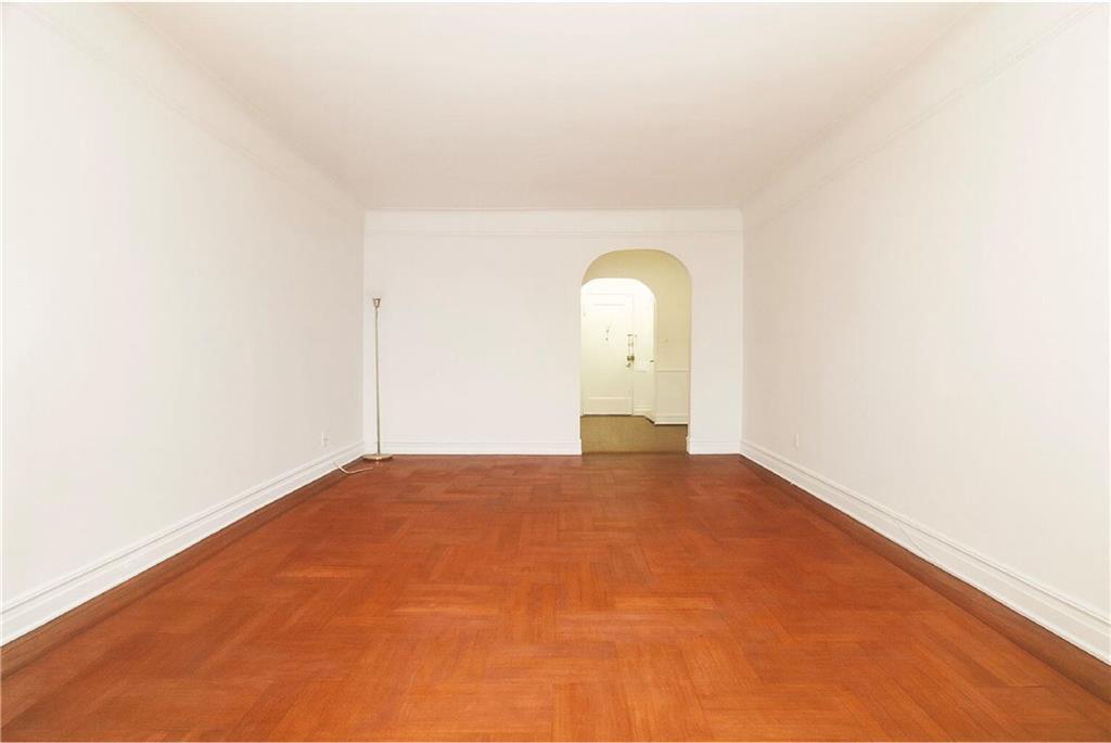 868 East 7th Street 3C Image 5