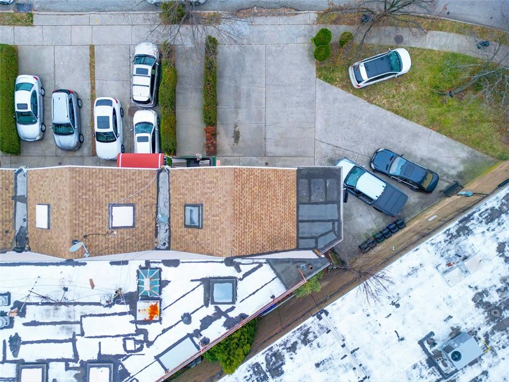 2022 East 53rd Street 1D Image 3