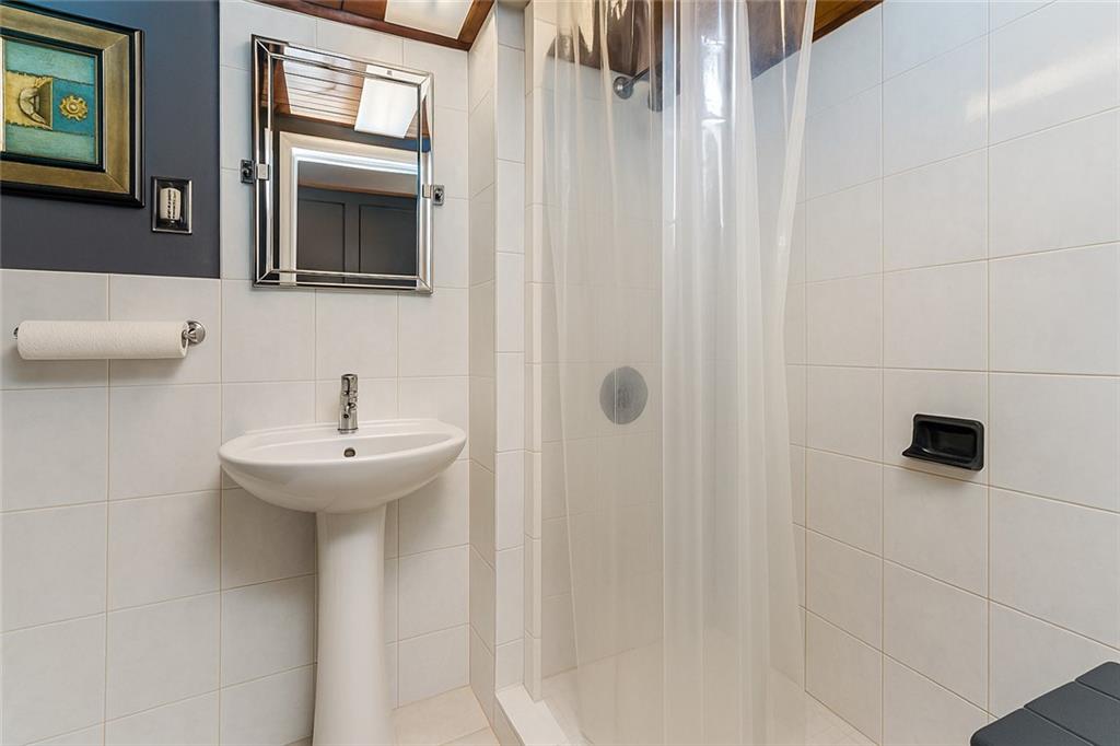 688 East 4th Street, Brooklyn, New York, 11218 image 22