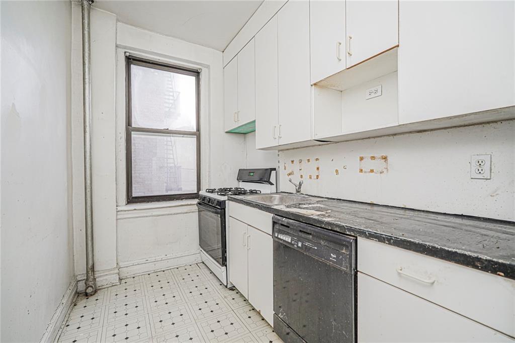 255 79th Street B2, Brooklyn, New York, 11209 image 16