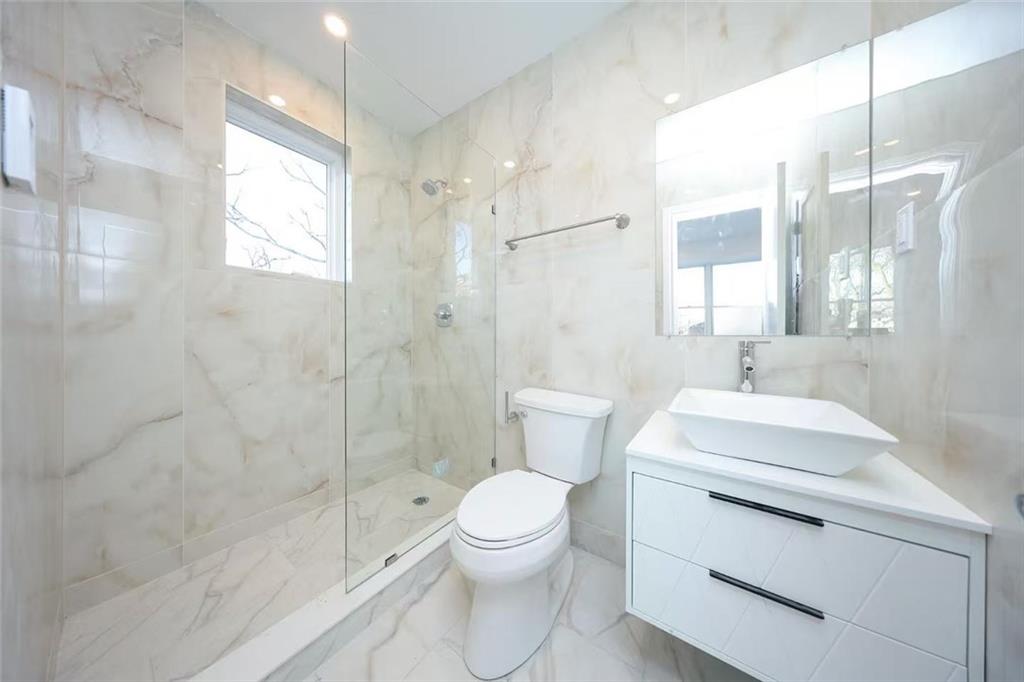 3707 Cypress Avenue, Brooklyn, New York, 11224 image 15