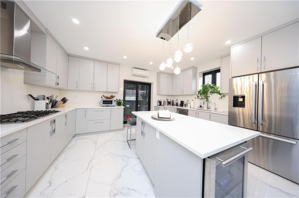 2295 East 26th Street, Brooklyn, New York, 11229 image 9