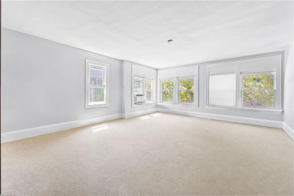 2053 East 16th Street Image 3