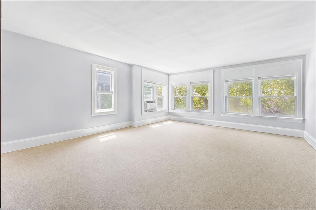 2053 East 16th Street Image 4