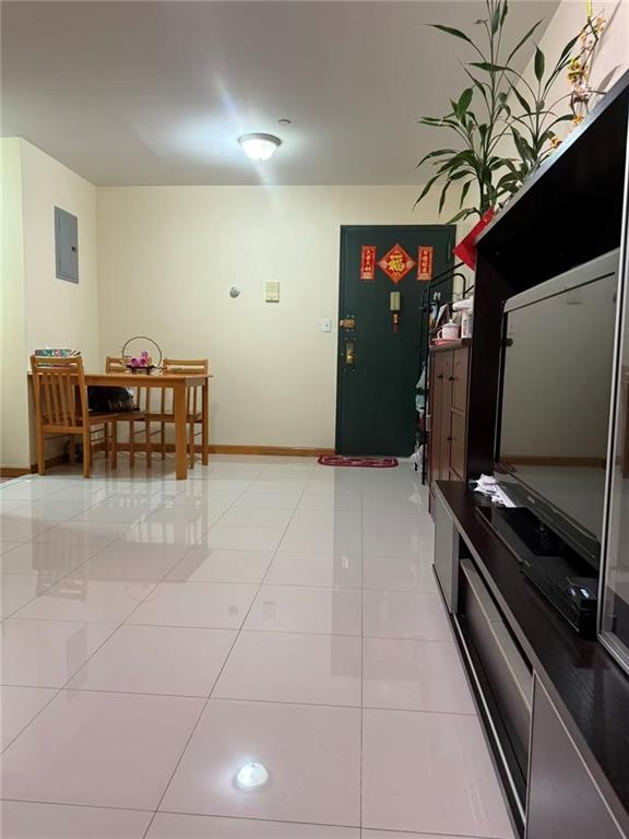 34 Bay 41st Street 2B Image 4