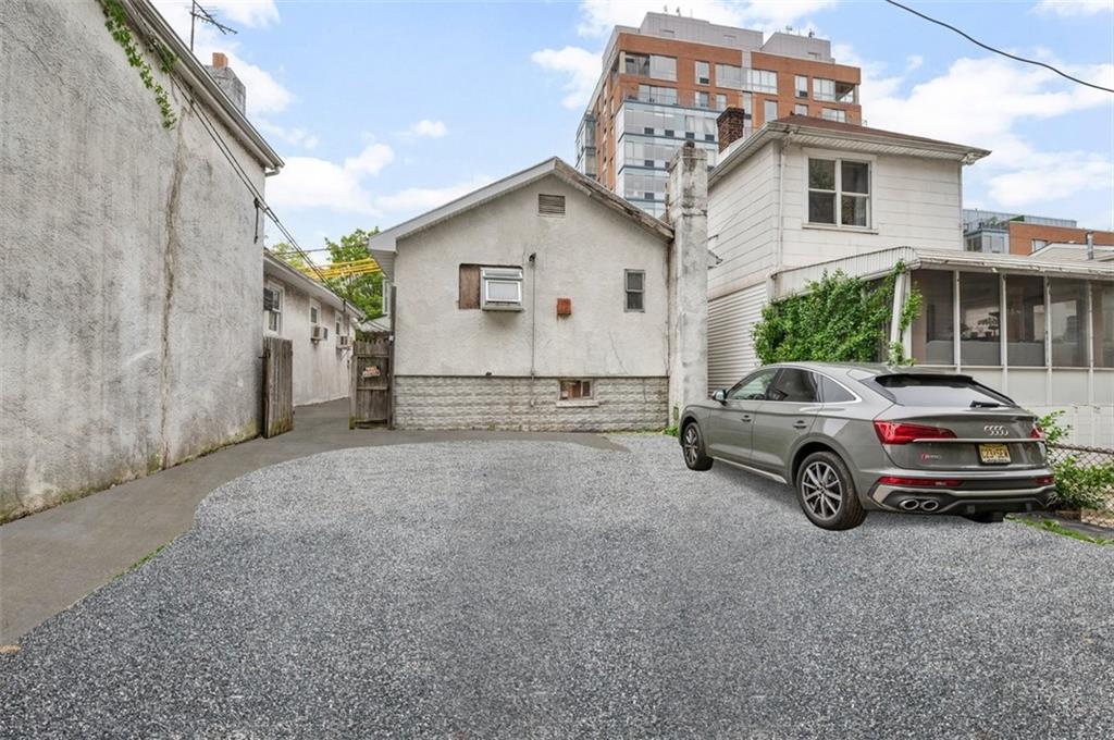 1114 Banner Avenue, Sheepshead Bay, New York, 11235 image 8