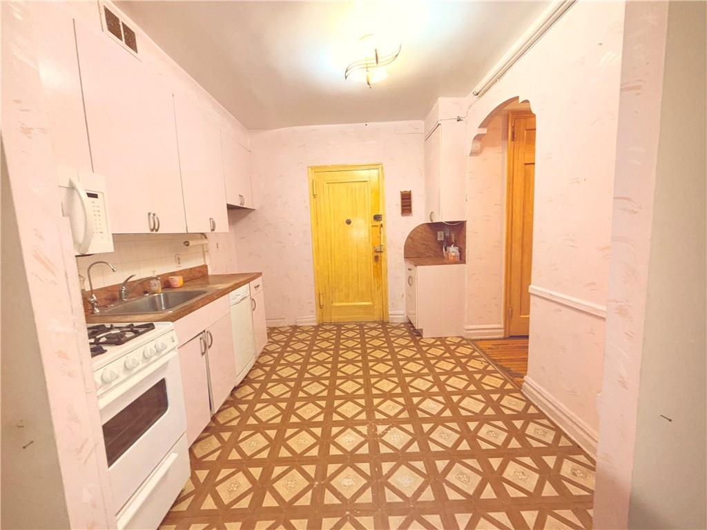 1150 Brighton Beach Avenue 5M, Brooklyn, New York, 11235 image 10