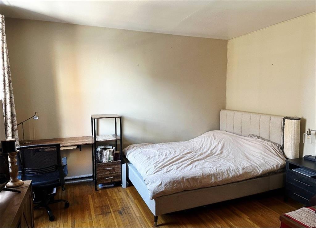 393 Avenue S 5D Image 4